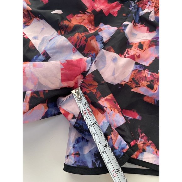 Nike Girls Running Dri-fit Large 4” Inseam Floral Black Pink NWT - Picture 4 of 7